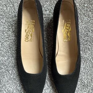 Salvatore Ferragamo Black Pebble Suede low heel Pumps
